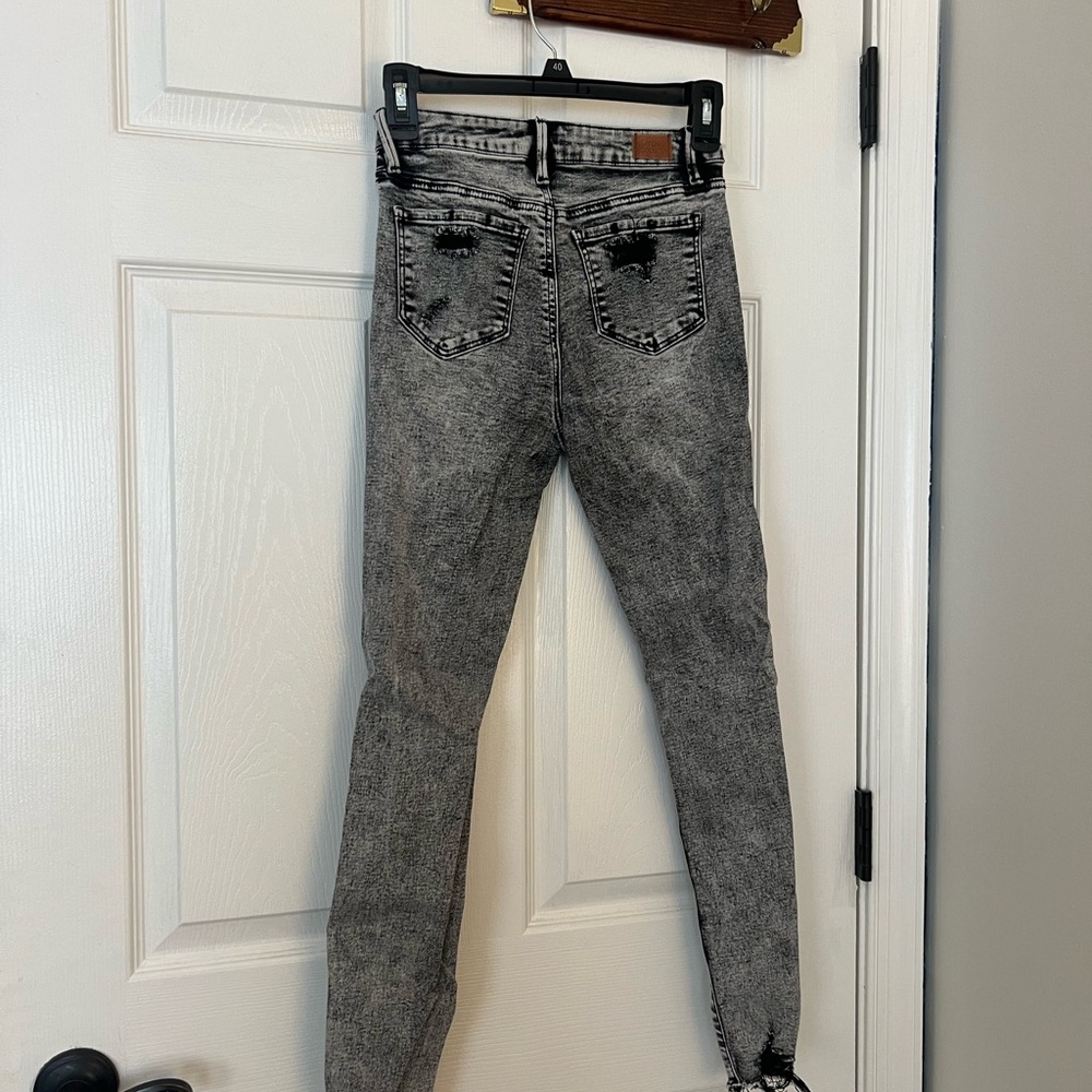 Jeans - Picture 7 of 7